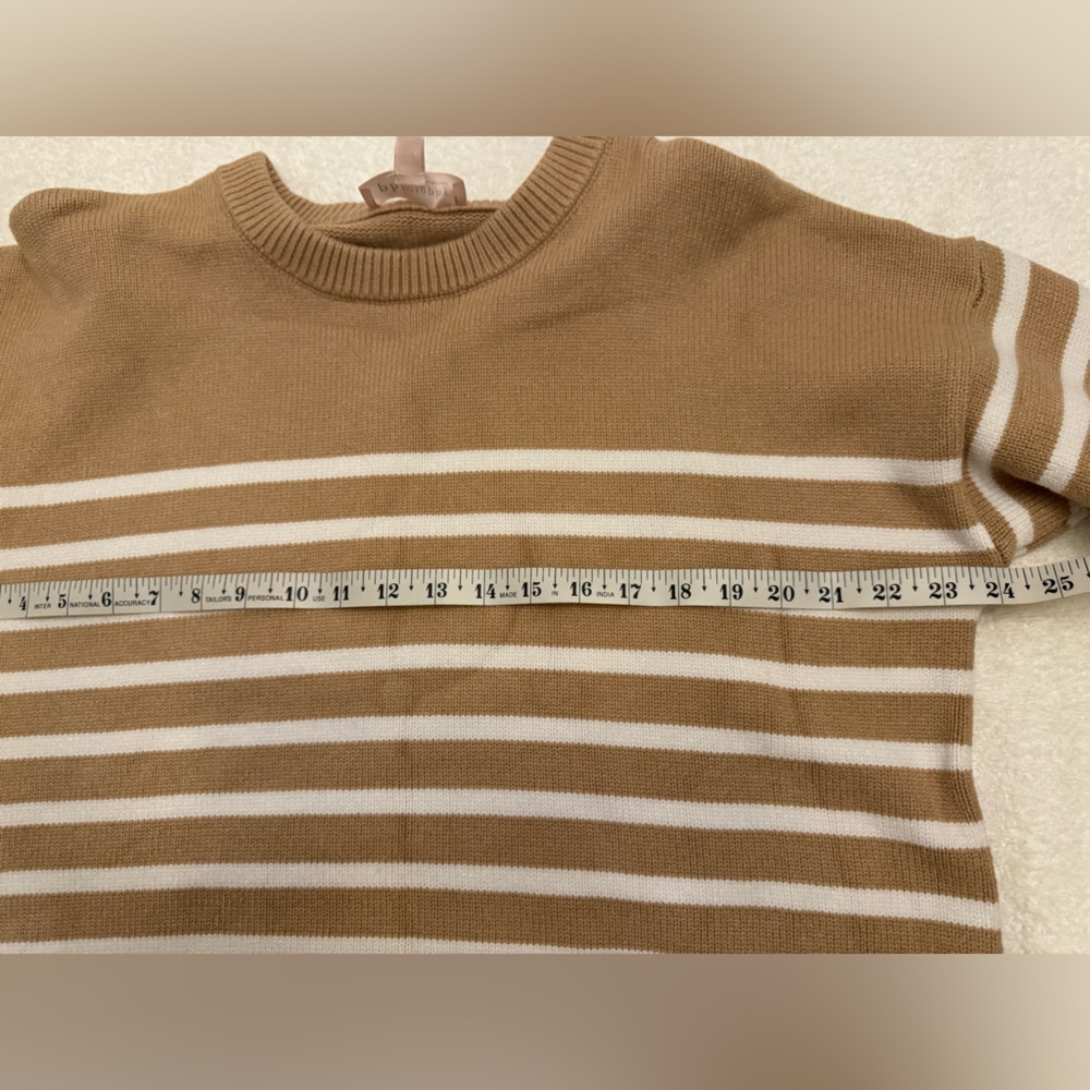 Philosophy camel and white striped crewneck sweater. - Picture 5 of 7